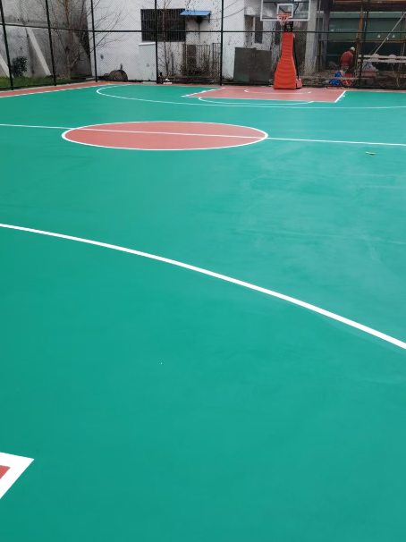 蛟河 球场长期使用易出现地面开裂